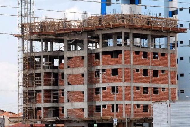 Custo da construção sobe 0,27% em setembro, diz IBGE O custo nacional da construção, por metro quadrado, em setembro, foi de 1.057,99. (Foto: Arquivo/Antônio Cruz/Agência Brasil)