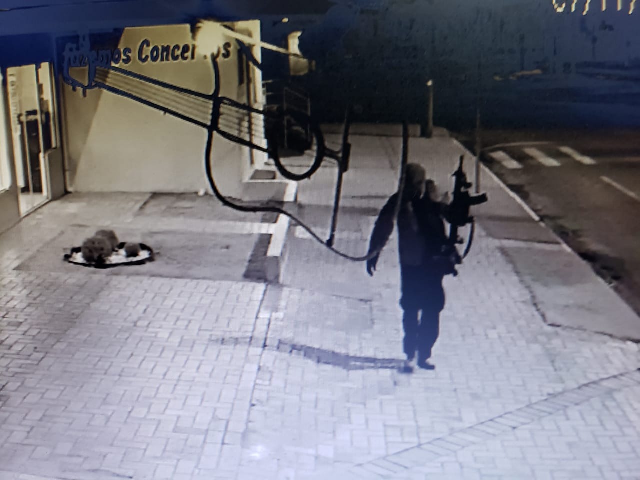 Bandidos fortemente armados tocaram o terror na madrugada de Chapadão do Sul. Foto: Reprodução  