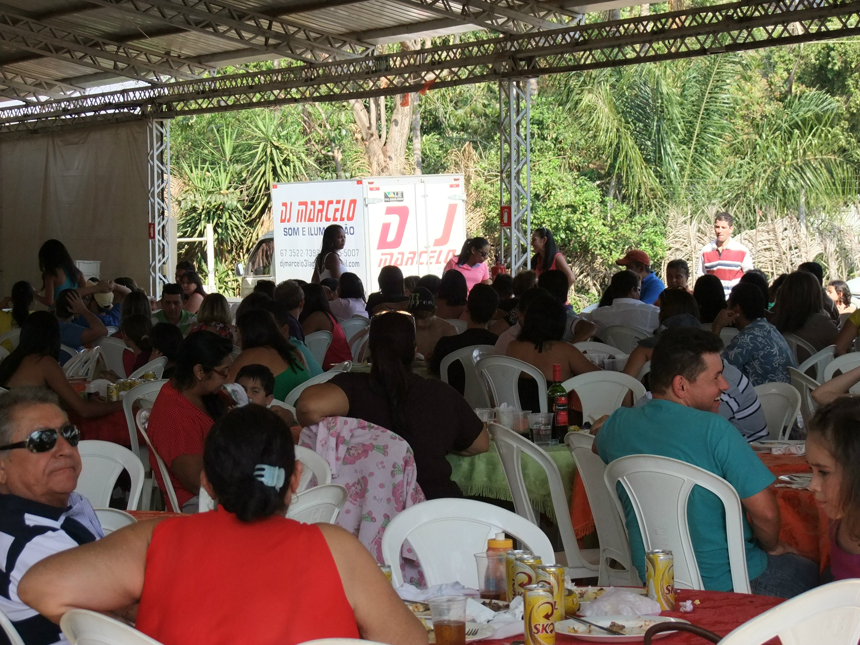 Festa do Garçom reúne mais de 500 pessoas em Três Lagoas Mais de 500 pessoas se divertiram em família durante o evento que já virou tradição (Foto: Rodolfo Gomes)