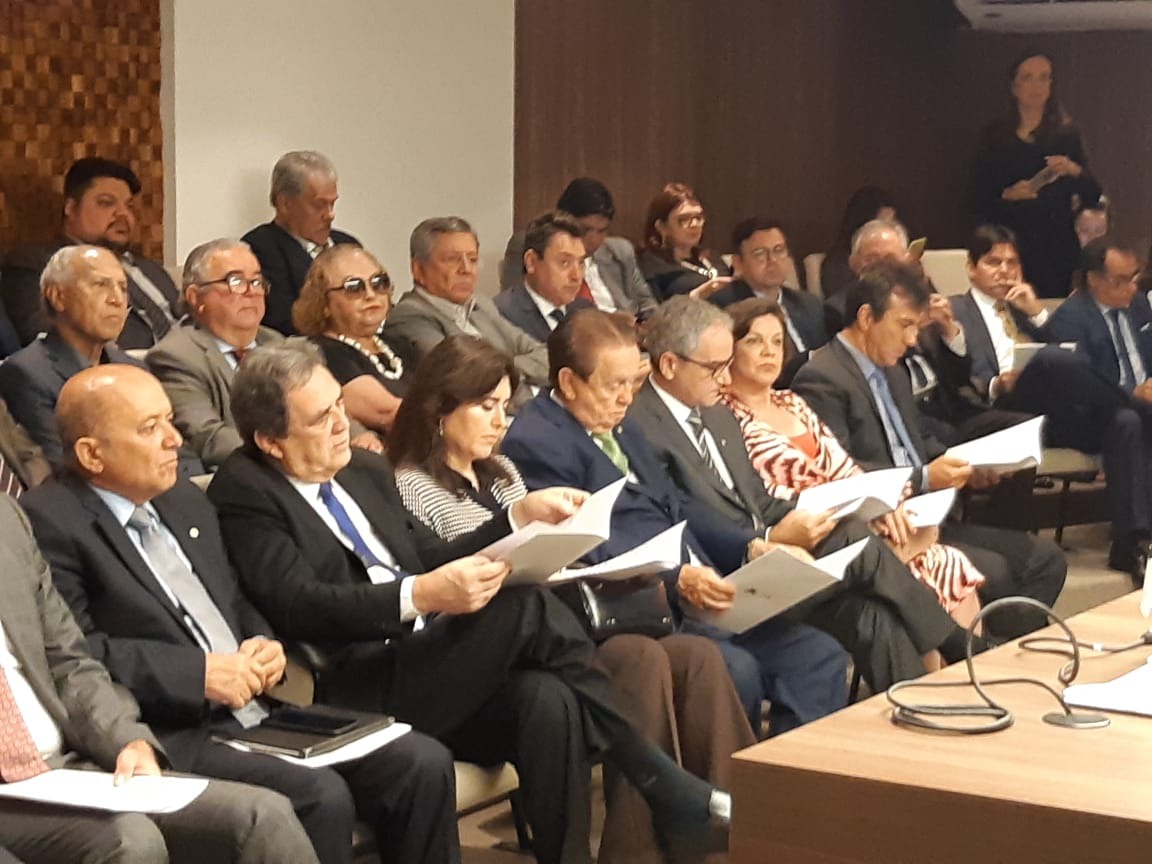 Simone Tebet aponta erros do partido e necessidade de recomeçar, sob o risco de encolhimento ainda maior da legenda A senadora Simone Tebet, em evento do MDB. Foto: Divulgação