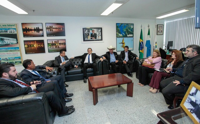 Em Brasília, prefeito discute a liberação de R$ 52 milhões e continuidade de obras Toda a documentação já foi enviada, uma das propostas já foi aprovada tanto pelo Ministério quanto pela CEF que fez Manifestação de Interesse do Agente Financeiro (Foto/Assessoria)