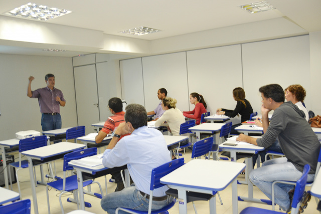 Todos os módulos do curso serão executados em aulas presenciais quinzenais. (Foto: Assessoria)