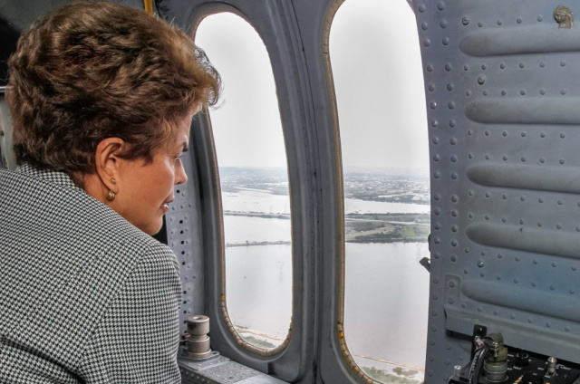 Dilma, que no final de 2014 concedeu isenção fiscal para leasing de aviões no exterior