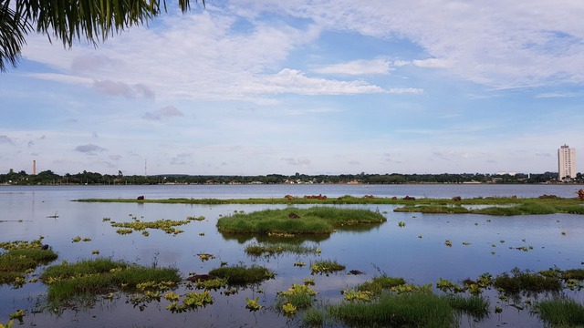 Sábado com previsão de sol e pancadas de chuva em Três Lagoas Vista da Lagoa Maior em Três Lagoas. (Foto: Ricardo Ojeda.)