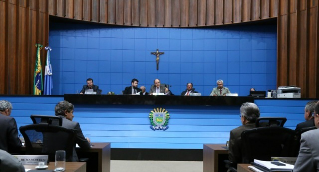 Foi aprovado na Assembleia Legislativa de Mato Grosso do Sul, o aumento do ICMS em bebidas e cosméticos. (Foto:  Fernando Antunes/ Campo Grande News)