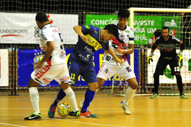 Equipe três-lagoense de Futsal fala sobre experiência de participar da Superliga A equipe três-lagoense ficou na terceira colocação do seu grupo, mas não se classificou para a próxima fase da competição (Foto: Divulgação)