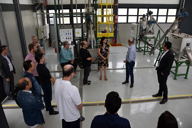 Equipes técnicas do “Programa Conhecendo a Indústria” visitam instalações do ISI Biomassa Nesse sentido, ele destacou a importância de receber interlocutores do Governo Federal, Senado e Câmara dos Deputados para conhecerem o trabalho desenvolvido pelo Sistema Indústria (Foto/Assessoria)