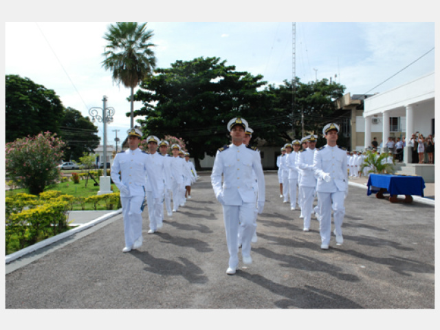 As inscrições podem ser realizadas no período de 09 de setembro a 08 de outubro de 2014, preferencialmente, pelo site da DEnsM  ou em uma das Organizações Militares da Marinha (Foto: Google Imagens)