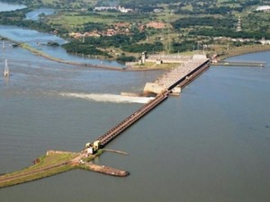 Cesp assina acordos que preveem R$ 50 milhões a ações ambientais em MS Lago da usina de Porto Primavera danificou áreas em municípios de MS, levando a ações de indenização. (Foto: Arquivo)