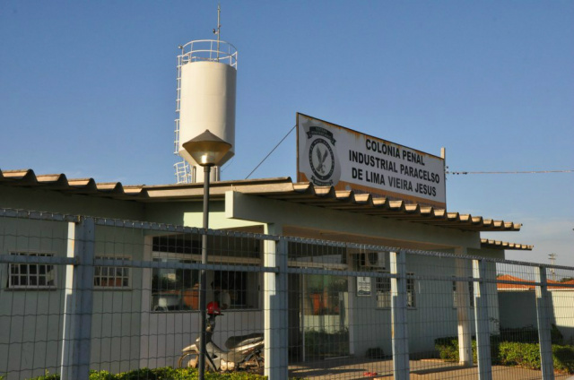 Detento tenta fugir do presídio de Três Lagoas pelo telhado Fato aconteceu na Colônia Penal de Três Lagoas, na noite de ontem (4). (Foto: Arquivo/Perfil News).
