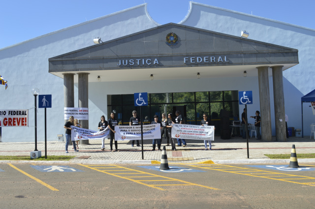 Servidores do judiciário federal de MS podem voltar à greve geral Os servidores resolverão no sábado (7) se entram em greve novamente. (Foto: Assessoria)