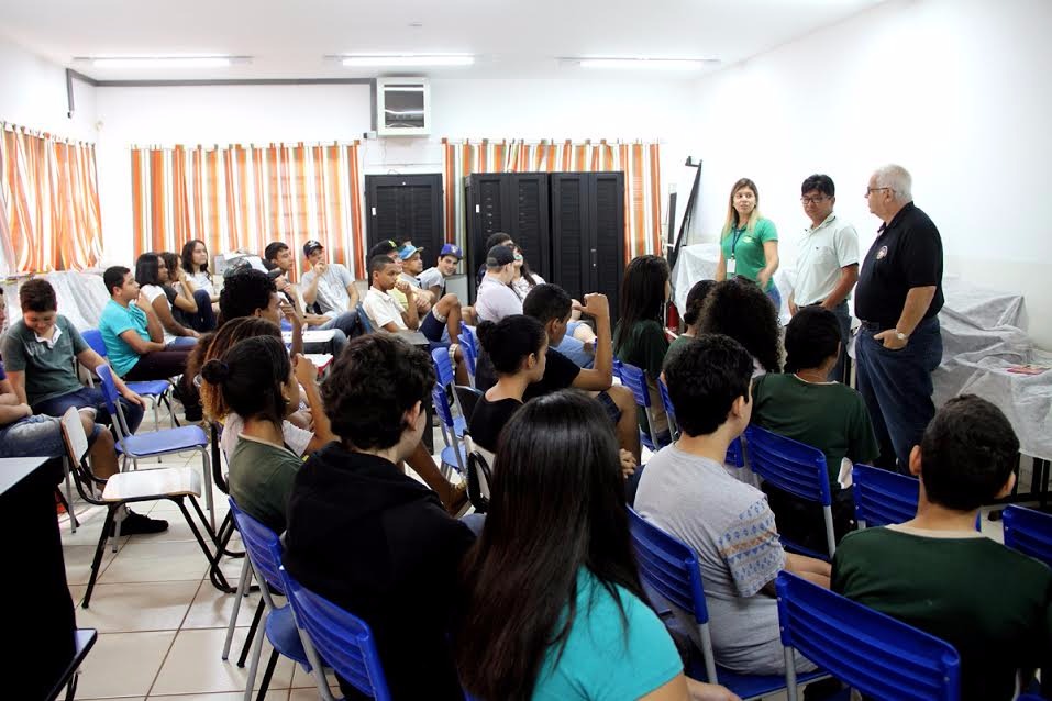 Prefeitura inicia ações alusivas ao Dia Mundial do Meio Ambiente com lançamento de Concurso de Desenho A ação também contou com a participação do represente do Ministério Público Estadual (MPE) dentro do COMDEMA (Foto/Assessoria)