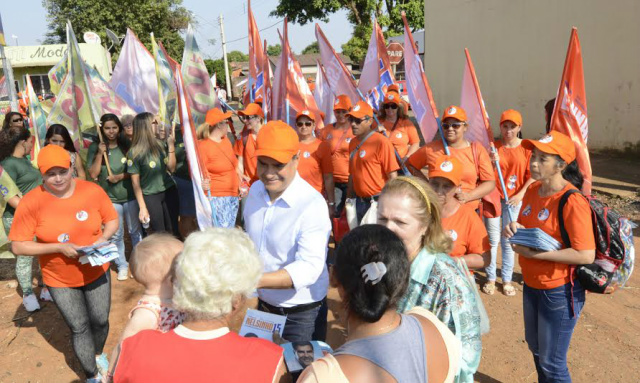 Nelsinho tem andado por todas as regiões do Estado, em busca da simpatia do eleitorado (Foto: Divulgação)