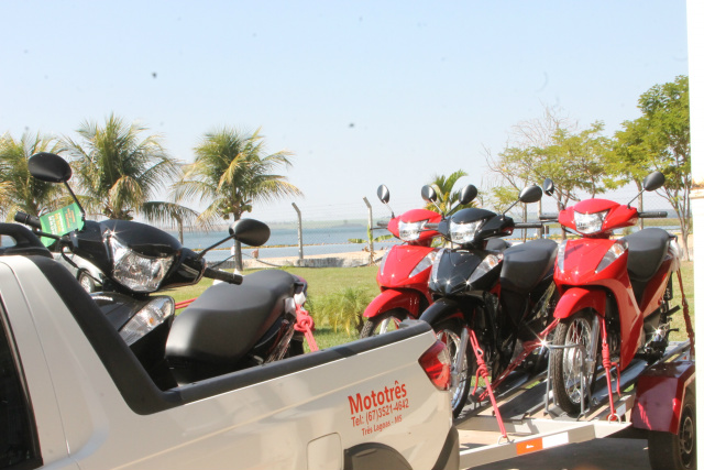 As motos serão entregues 1 unidade a cada mês até o encerramento da campanha que será em janeiro de 2017 (Foto: Patricia Miranda)