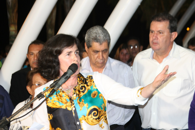 Marcia Moura, muito emocionada agradeceu as parcerias com o governo do Estado, Petrobras e Governo Federal para construir o receptivo (Foto: Ricardo Ojeda) 