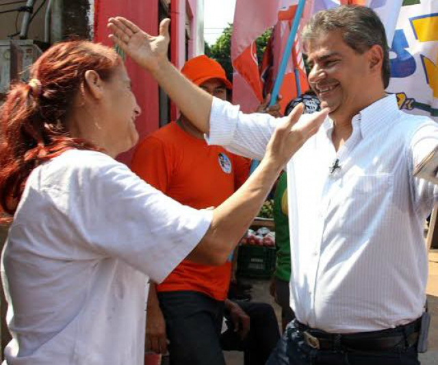 Nelsinho tem propostas para desenvolver o Bolsão e aposta na parceria com Simone O candidato quer qualificar 100% das famílias do Programa Vale Renda, oferecendo cursos de geração de renda em todas as áreas (Foto: Divulgação)