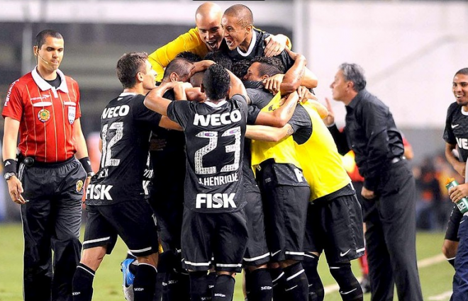 Tite freia empolgação por vitória na Vila e exige mais no Pacaembu