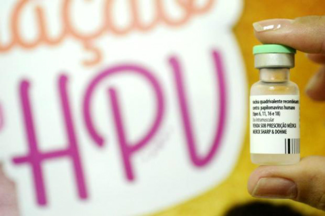 A vacina HPV quadrivalente faz parte do calendário nacional e está disponível em cerca de 36 mil  salas de vacinação de todo o país (Foto: Divulgação)