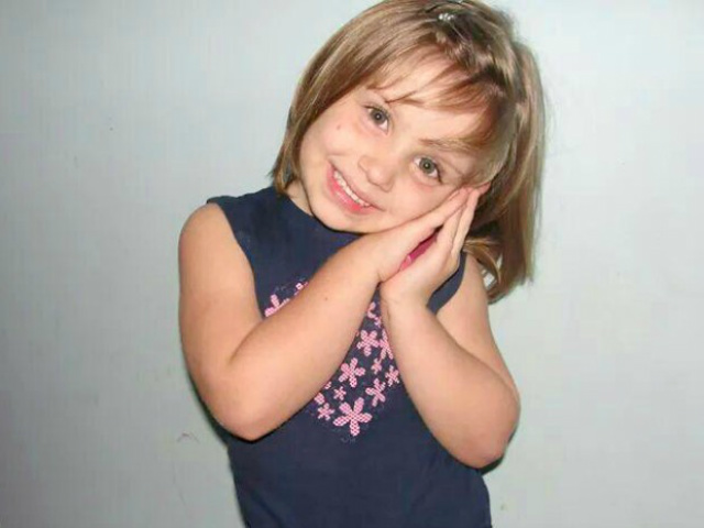 Funcionários dizem que menina morreu imediatamente após remédio Samila, 5 anos, morreu após receber medicação, diz família (Foto: Alessandra Barbosa da Silva/ Arquivo Pessoal)
