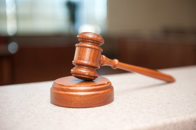 Justiça concede liminar para tirar do ar vídeo com três-lagoense que foi parar em site pornô Justiça concede liminar para tirar do ar vídeo com três-lagoense que foi parar em site pornô