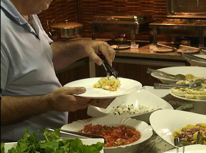 Camalote, o point do chopp e da boa comida Cozinha qualificada - Self Service do Camalotes traz cardápio variado e com sabor especial.