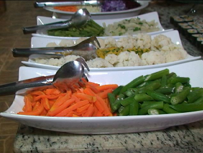 Camalote, o point do chopp e da boa comida Camalotes tem variedade de pratos quentes e frios.