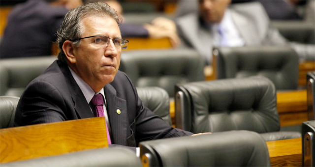 Ex-deputado Edson Giroto é preso pela Polícia Civil em Campo Grande O ex-deputado Edson Giroto concorreu à prefeitura de Campo Grande, porém foi derrotado por Alcides Bernal. Além disso, ele foi assessor do Ministro dos Transportes, Antônio Carlos Rodrigues (Foto: Divulgação)