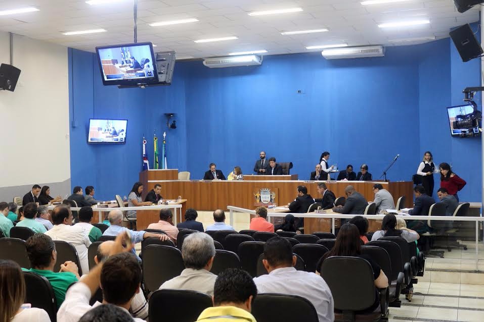 Diretor de trânsito anuncia investimentos para atender cobranças de vereadores Diretor de trânsito anuncia investimentos para atender cobranças de vereadores