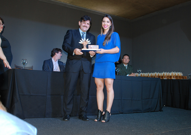 Os estudantes foram premiados pelos melhores produtos, a melhor administração e o melhor plano de marketing.(Foto:Assessoria)