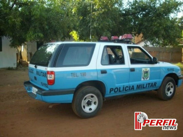 Policiais militares fizeram buscas, mas não encontraram nenhum suspeito. (Foto: Arquivo/Perfil News).