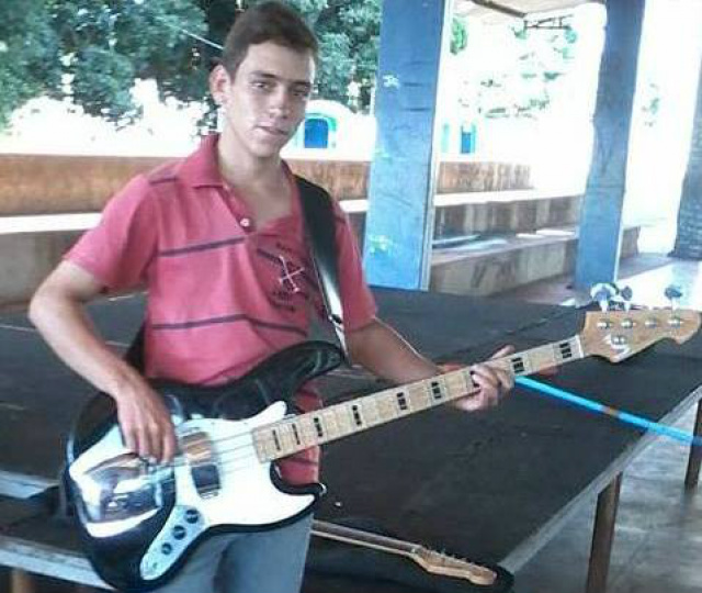 Adolescente tem morte cerebral após pular de 4ª andar para matar aula Werik teve morte cerebral em Paranaíba e óbito foi confirmado em Campo Grande (Foto: Jornal Tribuna Livre/Reprodução)