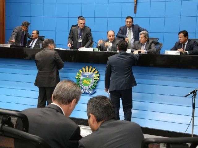Deputados têm mais uma semana para apresentar emendas ao Orçamento Deputados terão até semana que vem para entregar as emendas ao orçamento (Foto: Victor Chileno/ALMS)