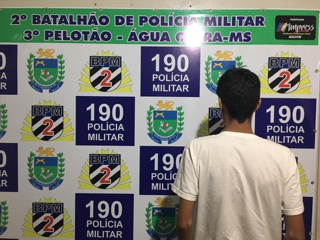 Polícia Militar de Água Clara prende jovem por perturbação do sossego alheio e apreende aparelhagem de som