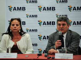 A médica cubana Ramona Rodriguez se desligou da AMB, pediu asilo e os EUA a acolheu (Foto: Terra)