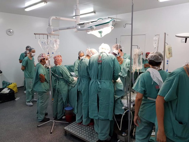 Hospital faz a primeira captação de pulmão do ano Equipe médica da Santa Casa trabalha na captação de órgãos para transplantes - Foto: Divulgação