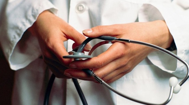 Em MS há 5 anos, médica cubana lamenta ter de voltar para casa Médicos deverão voltar para Cuba após decisão - Foto: Ministério da Saúde