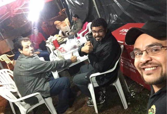 Policiais Civis continuam acampados no prédio do Governo de MS A manifestação começou na manhã do dia 07 de junho e não tem data para terminar (Foto/Assessoria)