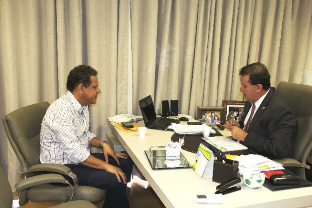 Martinho e Rocha, reunidos no gabinete do deputado estadual na AL (Foto: Divulgação)