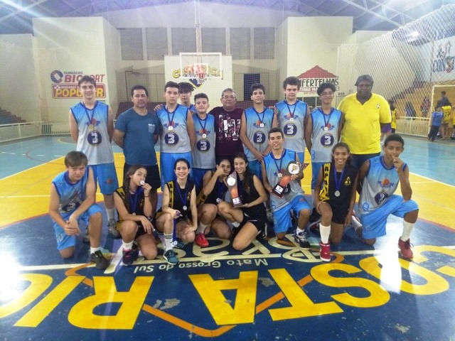 Basquete de Três Lagoas conquista troféus no Estadual sub-13 em Costa Rica Os atletas da SEJUVEL fecharam o placar em 60 a 24 (Foto/Assessoria)