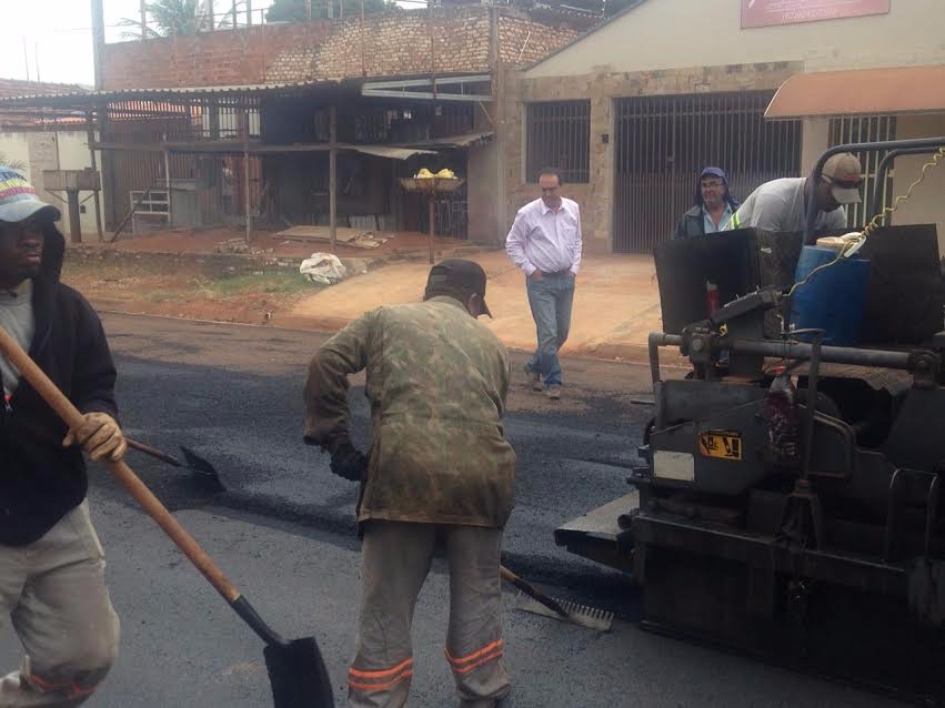 SEINTRA anuncia pacote e chega a 11 obras de pavimentação simultâneas O pacote de obras envolve cinco obras, todas com fonte de recurso próprio (Foto/Assessoria)