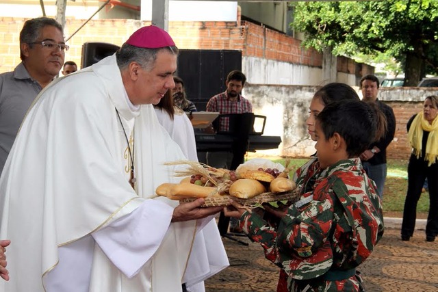 Missa Campal de Santo Antônio marca comemorações aos 102 anos de Três Lagoas A missa foi ministrada pelo Bispo da Diocese Dom Luiz Knupp (Foto/Assessoria)