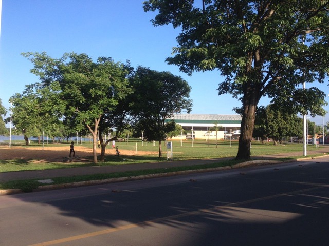 Sol e altas temperaturas devem prevalecer nesta quarta-feira (21), em Três Lagoas. (Foto:Gisele Berto)