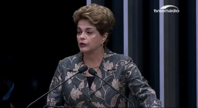 A presidente afastada Dilma Rousseff durante pronunciamento no Senado (Foto: Reprodução/TV Senado)