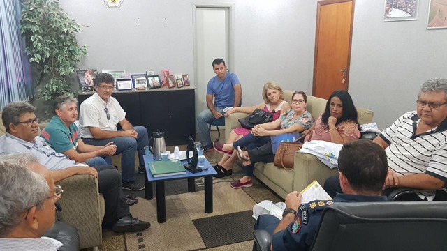 Reunião aconteceu na sede do Batalhão da Polícia Militar de Três Lagoa e contou com a presença de 11 conselheiros (Foto: Coronel Arruda) 