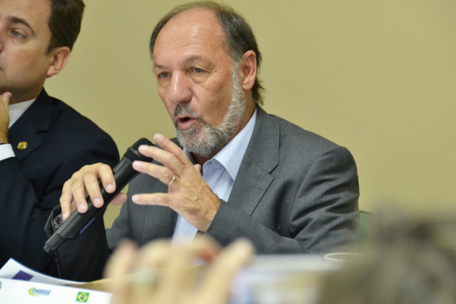 Presidente do Conselho Nacional do Sesi divulga o Programa ViraVida em MS O ViraVida busca garantir os direitos e elevação da autoestima desses adolescentes e jovens de forma a revelar suas potencialidades (Foto: Divulgação/Assecom)