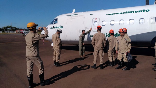 Aeroporto realiza Programa de Treinamento Recorrente para Bombeiros de Aeródromo A ação contou com o apoio da empresa Imetame. (Foto: Assessoria)