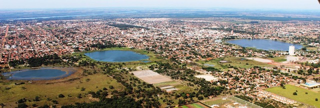 A cidade de Três Lagoas completa nesta quinta-feira, 102 anos de emancipação. O volume de obras em andamento, fiscalizadas pela equipe da secretaria de Infraestrutura totaliza 24 obras na gestão Angelo Guerreiro (Foto: Divulgação) 