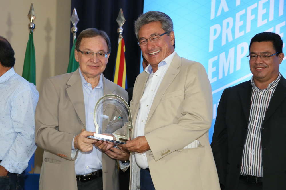 Premiação de prefeitos de MS destaca importância do empreendedorismo na gestão pública