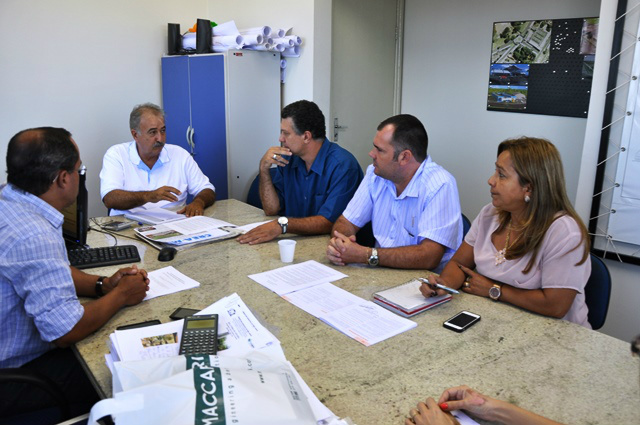 A Prefeitura de Três Lagoas definiu critérios e medidas que passarão a ser adotadas, de imediato, para notificar e autuar os imóveis não edificados, tidos como baldios e sujos (Foto: Divulgação/Assecom)