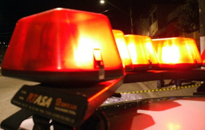 Homem chega bêbado em casa, ameaça pais idosos de morte e é denunciado pelo irmão Homem chega bêbado em casa, ameaça pais idosos de morte e é denunciado pelo irmão
